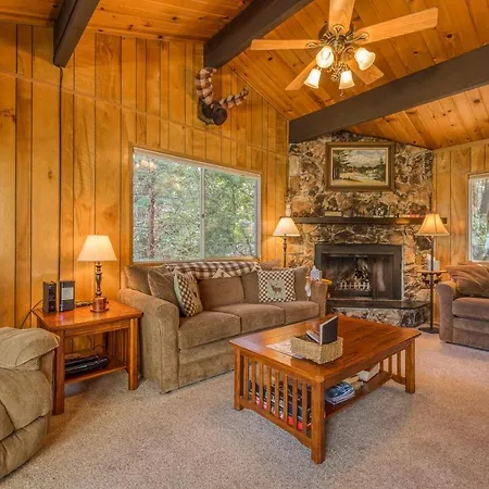 The Treehouse Villa Lake Arrowhead Exterior photo